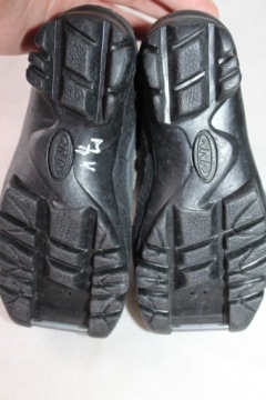 Беговые кроссовки FISCHER 18, размер 25