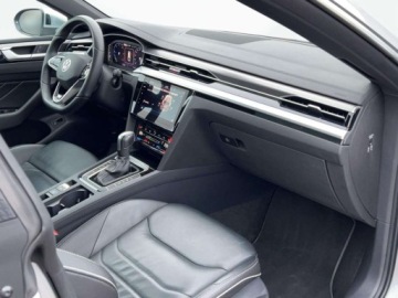Volkswagen Arteon Fastback Facelifting 2.0 TDI 200KM 2022 Volkswagen Arteon 2.0TDI 200KM R-Line 4x4 DSG SerwisASO Acc Led Virtual Ha, zdjęcie 16