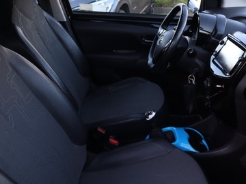 Toyota Aygo II Hatchback 5d 1.0 VVT-i 69KM 2018 Toyota Aygo 1.0 VVT-i, Salon Polska, VAT 23%, zdjęcie 8