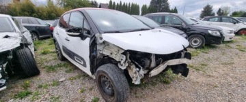 Citroen C3 III 2022 Citroen C3 122022r, 1.2 Benzyna. Uszkodzony przod. 1.2 Benzyna 80KM, zdjęcie 1