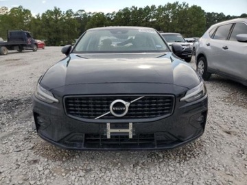 Volvo 2021 Volvo S60 2021r, B5, Momentum, 2.0L, AWD 2.0 Benzyna 247KM, zdjęcie 4