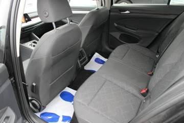 Volkswagen Golf VIII Variant 2.0 TDI 115KM 2021 Volkswagen Golf LIFE DSG Asystent Salon PL, zdjęcie 24