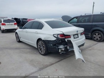 BMW Seria 5 G30-G31 2021 BMW Seria 5 530E 2021 2.0l 2.0 Hybryda 181KM, zdjęcie 3