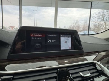 BMW Seria 5 G30-G31 Limuzyna 520d 190KM 2019 BMW Seria 5 520d xDrive Luxury Line Kamera cofania Nawigacja Salon Pols, zdjęcie 25