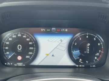 Volvo XC60 II Crossover T5 250KM 2018 Volvo XC 60 4x4 T5 Momentum 2018 kamera, zdjęcie 14