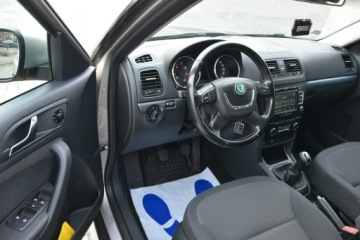 Skoda Yeti Minivan 1.4 TSI 122KM 2012 Škoda Yeti Skoda Yeti 1.4TSi 122KM Manual 2012r., zdjęcie 14