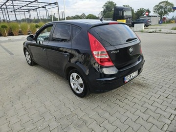 Hyundai i30 I Hatchback 1.4 109KM 2009 Hyundai i30 1.4 109 km klima, elektryka, zdjęcie 2