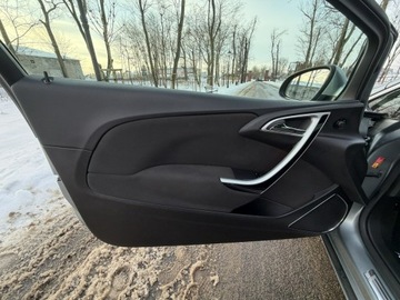 Opel Astra J GTC 2.0 CDTI ECOTEC 165KM 2013 Opel Astra GTC 2.0 CDTI 165 km Navi BiXenon Led, zdjęcie 17