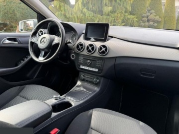 Mercedes Klasa B W246 Sports Tourer 180 CDI 109KM 2015 Mercedes-Benz Klasa B 180 CDI 7G-DCT 109KM 2015r, zdjęcie 13
