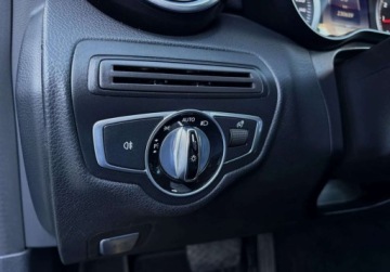 Mercedes Klasa C W205 Limuzyna 200 184KM 2015 Mercedes-Benz Klasa C lift AUTOMAT SKORY 184KM LED perfekcyjny navi, zdjęcie 32