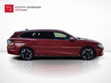Volkswagen Passat B8 Variant Facelifting 2.0 TDI SCR 150KM 2025 Volkswagen Passat Variant R-Line 2.0TDI 150KM DSG Matrix Hak Masaz Keyless, zdjęcie 36
