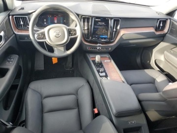 Volvo XC60 II Crossover Plug-In Facelifting 2.0 T8 455KM 2023 Volvo XC 60 Plus 2023 2.0l 2.0 Hybryda 455KM, zdjęcie 8