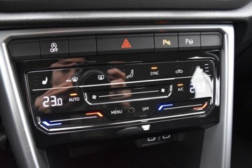 Volkswagen T-Roc I SUV Facelifting 1.5 TSI ACT 150KM 2022 Volkswagen T-Roc Salon PL 1.5TSI 150KM LIFEPakiety x4 ACC LEDPlus AndroidA, zdjęcie 23