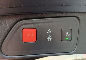 Peugeot 3008 II Crossover 1.5 BlueHDI 130KM 2018 Peugeot 3008 1.5 BlueHDi 130 KM Allure AUTOMAT 1.5 Diesel 130KM, zdjęcie 31