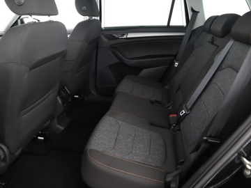 Skoda Kodiaq I SUV 2.0 TDI 150KM 2021 Skoda Kodiaq Ambition ! Tempomat Aktywny ! Hak ! P, zdjęcie 7