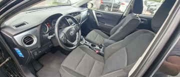Toyota Auris II 2014 Toyota Auris Toyota Auris 1.8 Hybryda 99KM, zdjęcie 6