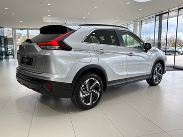 Mitsubishi Eclipse Cross SUV PHEV 2.4 188KM 2021 Mitsubishi Eclipse Cross Intense 4WD, Kamera cofan, zdjęcie 3