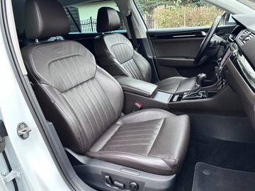 Skoda Superb III Kombi 2.0 TDI 190KM 2016 SKODA SUPERB III LAURIN &amp; KLEMENT 2.0 TDI 190 KM DSG Radar/Canton/ACC, zdjęcie 32
