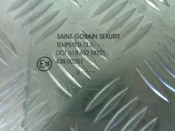 KIA VENGA 10R SKLO (OKNO) DVEŘE PRAVÝ ZADNÍ