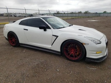 Nissan GT-R 2015 Nissan GT-R 2015 premium 3.8l 3.8 Benzyna 545KM, zdjęcie 4