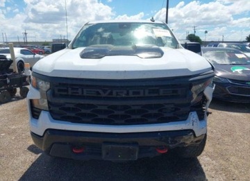 Chevrolet Silverado II 2023 Chevrolet Silverado 2023, 5.3L, 4x4, 1500 TRAIL BOSS, od ubezpieczalni 5.3, zdjęcie 1