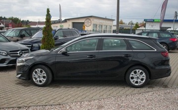 Kia Ceed III Kombi Facelifting 1.0 T-GDI 120KM 2023 Kia Ceed swiezo sprowadzone, 20tys przebiegu Benzyna 120KM, zdjęcie 2