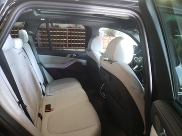 BMW X5 G05 2023 BMW X5 XDrive40I 2023 3.0l 3.0 Benzyna 335KM, zdjęcie 10
