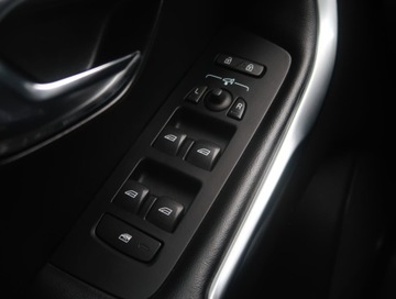 Volvo S40 II 2018 Volvo V40 2.0 D3, Automat, Skóra, Navi, Klima, zdjęcie 16