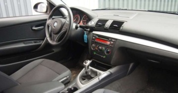 BMW Seria 1 E81/E87 2009 BMW Seria 1 BMW Seria 1 116i 2.0 Benzyna 122KM, zdjęcie 4