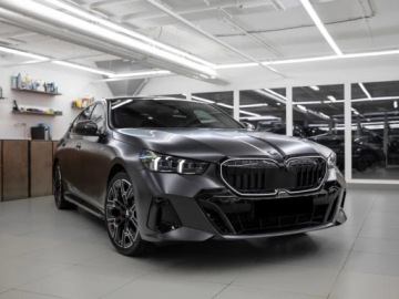 BMW Seria 5 G90-91 2026 BMW Seria 5 540d xDrive Sport Sedan 3.0 (303KM) 2026, zdjęcie 3