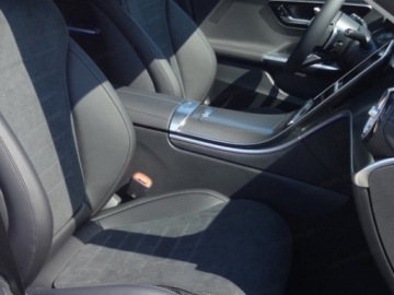 Mercedes Klasa C W206 Limuzyna 1.5 200 204KM 2025 C Klasa 200 4-Matic AMG 1.5 (204KM) 2025, zdjęcie 6