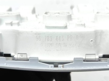 JEEP AVENGER 2024 LAMPA POLSTROVÁNÍ ZADNÍ