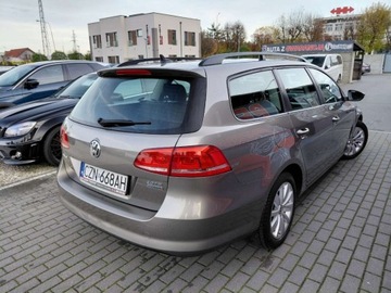 Volkswagen Passat B7 Variant 2.0 TDI CR DPF BlueMotion 140KM 2014 Volkswagen Passat Grzane fotele Klimatronik 2xPDC Alu Tempomat Hak 2.0, zdjęcie 6