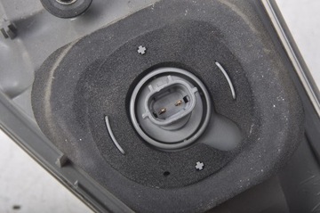 NISSAN MURANO I Z50 SVĚTLO PRAVÁ ZADNÍ W KRYT