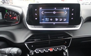 Peugeot 208 II Hatchback 1.2 PureTech 75KM 2023 Peugeot 208 Active Pack Kamera Pod. Fotele 1.2 Benzyna 75KM, zdjęcie 6