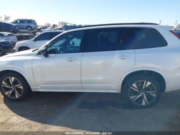 Volvo XC90 II SUV Facelifting 2.0 B6 Benzynowy Mild Hybrid 314KM 2022 Volvo XC 90 T8 R-Design 2022 2.0l 2.0 Hybryda Plug-in 313KM, zdjęcie 2