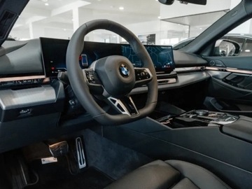 BMW Seria 5 G90-91 Touring 2.0 520d 197KM 2025 BMW Seria 5 520d xDrive Sport Sedan 2.0 (197KM) 2025, zdjęcie 6