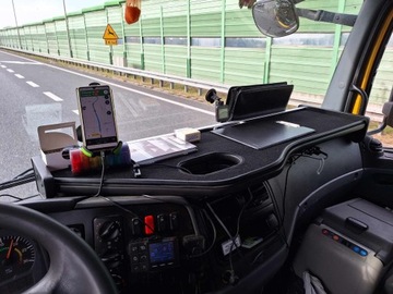 PÓŁKA STOLIK NA KOKPIT DŁUGA MERCEDES ATEGO / AXOR OD 2005R.