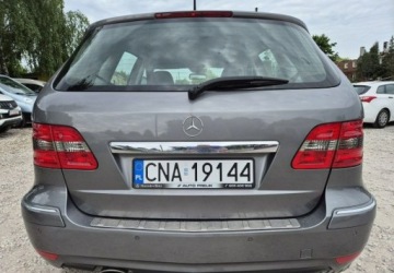 Mercedes Klasa B W245 180 CDI 109KM 2011 Mercedes-Benz Klasa B Automat Avangarda Stan idealny 2.0 Diesel 109KM, zdjęcie 2