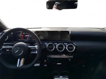 Mercedes CLA C118/X118 Shooting Brake Facelifting 1.3 200 163KM 2024 200 AMG Line Shooting Brake Combi 1.3 (163KM) 2024, zdjęcie 7