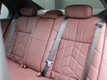 BMW Seria 7 G70 Sedan Plug-In 3.0 M60e 571KM 2025 BMW Seria 7 M760e xDrive Sedan 3.0 (571KM) 2025, zdjęcie 14