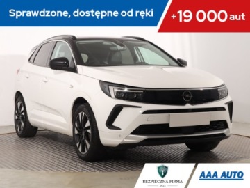 Opel 2022 Opel Grandland Plug-in Hybrid4, Salon Polska