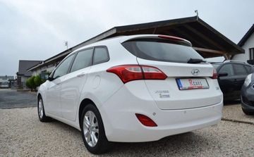 Hyundai i30 II Wagon 1.4 CVVT 100KM 2014 Hyundai i30 bogate wyposazenie - Niski przebieg - zarejestrowane 1.4 100KM, zdjęcie 17