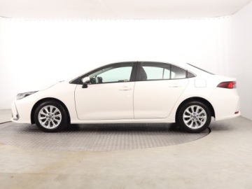 Toyota Corolla XII Sedan 1.5 VVT-i 125KM 2022 Toyota Corolla 1.5 VVT-i, Salon Polska, zdjęcie 2