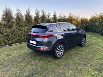 Kia Sportage III SUV Facelifting 1.7 CRDi 115KM 2016 Kia Sportage 1,7 CRDi 116KM Półskóry Kamera, zdjęcie 3