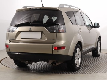 Mitsubishi Outlander II 2.0 DID DOHC 140KM 2008 Mitsubishi Outlander 2.0 DI-D, Salon Polska, zdjęcie 4