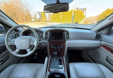 Jeep Grand Cherokee III 3.0 CRD V6 218KM 2006 Jeep Grand Cherokee Jeep Grand Cherokee 3.0 CRD Automatik Limited 3.0 218KM, zdjęcie 17
