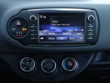 Toyota Yaris III Hatchback 5d Facelifting 2017 1.5 Dual VVT-iE 111KM 2017 Toyota Yaris 1.5 Dual VVT-i, Salon Polska, zdjęcie 11