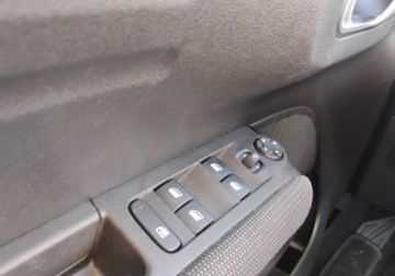 Citroen C3 Aircross  I Crossover 1.2 PureTech 83KM 2018 Citroen C3 Aircross 122018r, 1.2 Benzyna. Lekko uszkodzony przod. Jezdzi., zdjęcie 10