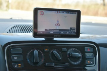 Volkswagen up! Hatchback 5d 1.0 MPI 60KM 2015 Volkswagen Up! 1.0 MPI 60KM 2015r. Klima 73km, zdjęcie 25